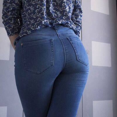 Tight Blue Jeans Ass Worship Tease 4K - sunporno.com