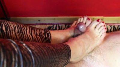 Footjob As Prize - Footjob Come Premio - Xclaudidominax - drtuber