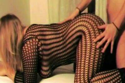 Fucking Her Butt In Fishnet Stockings - drtuber - Italy