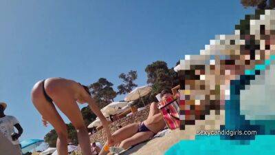 Small Tits Babe In Topless Beach Voyeur - upornia