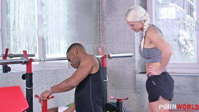 Blanche Bradburry - Busty Blonde Blanche Bradburry Treats Herself to Chocolate Sandwich at the Gym GP1745 - PornWorld - hotmovs.com - Czech Republic