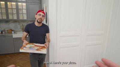 HUNT4K. Pussy for Pizza - hotmovs.com - Czech Republic